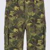 Buffalo David Bitton Hackman Men's Cargo Shorts in Sphagnum Green Print - BM24265 Color SPHAGNUM